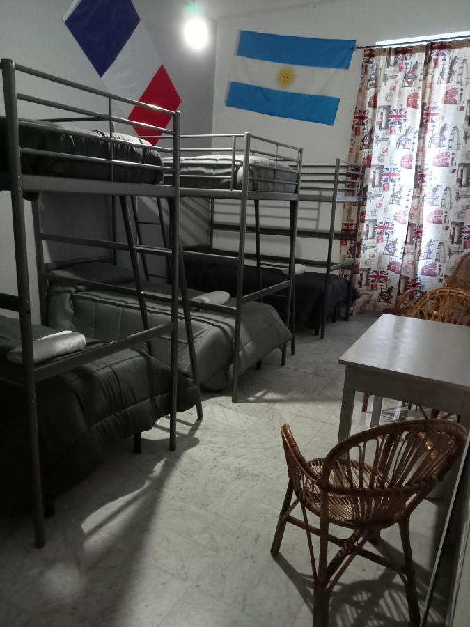 Dama Hostelbb Nápoly Kültér fotó